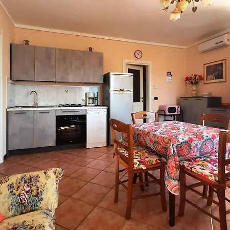 Porto 2 Cannero Riviera